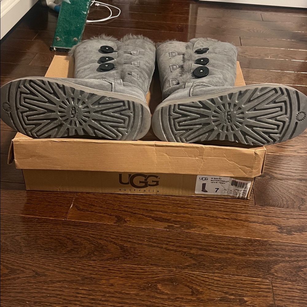 Triple Button Bailey Boot - image 8